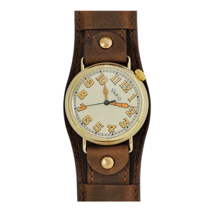 Vario 1918 Pilot horloge met messing crèmekleurige wijzerplaat en oranje lume