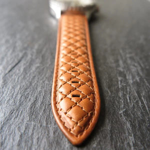 Diamanten gewatteerde cognac leren armband