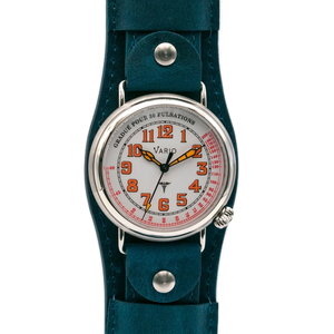 Vario 1918 Medic Brass Witte wijzerplaat met oranje luminescentie