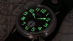 Vario 1918 Trench met witte en oranje lichtgevende wijzerplaat