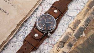 Vario 1918 Trench Zwarte Wijzerplaat Oranje Lume 